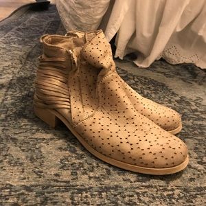 Booties made in Italy